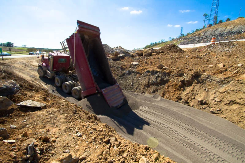 Contractor, Pyramid Constructors, placed material in one continuous pour.